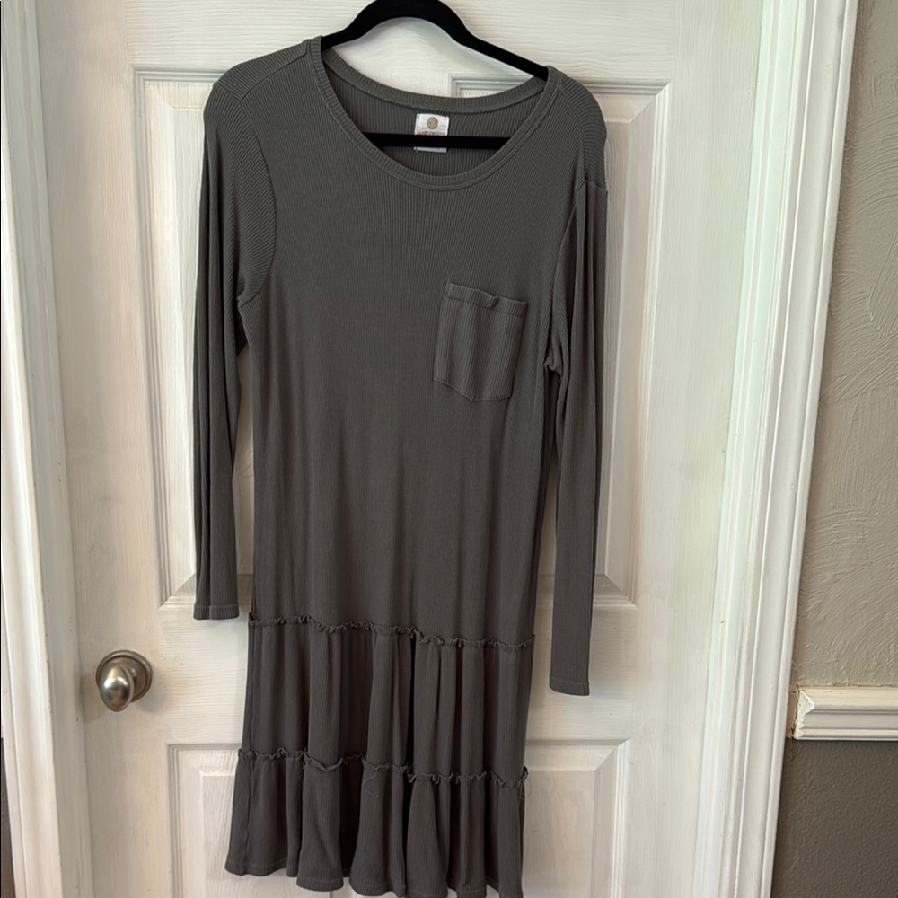 Gray/Green Long Sleeve Dress